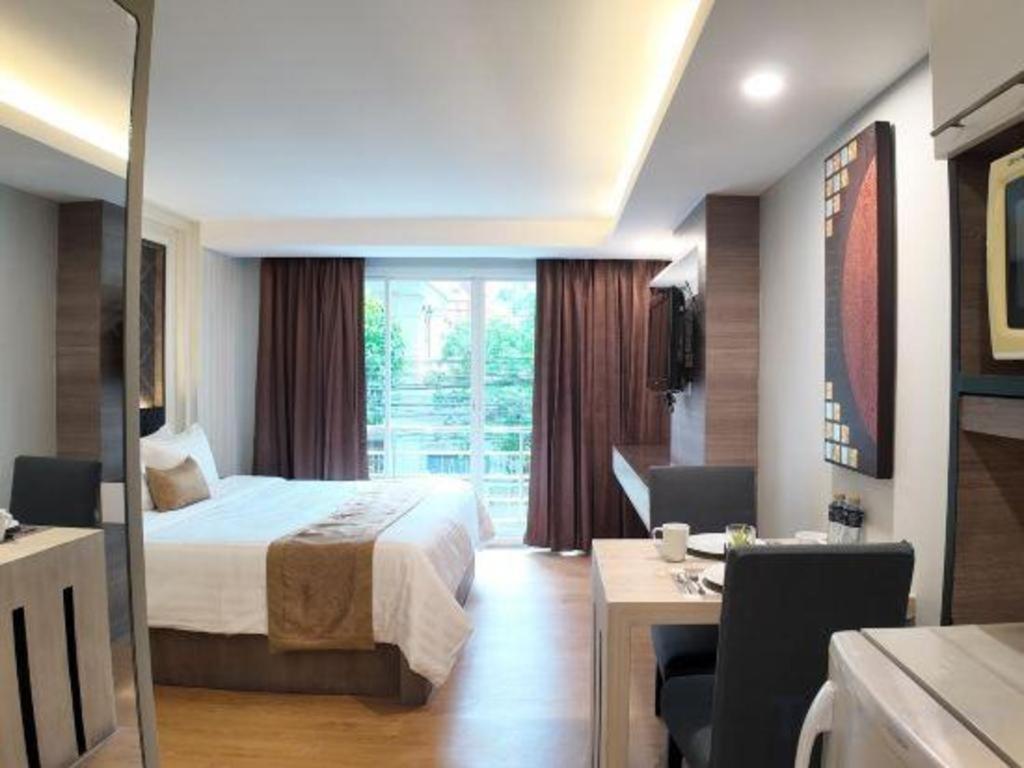 Icheck Residences Sukhumvit 20 Hotel 3*