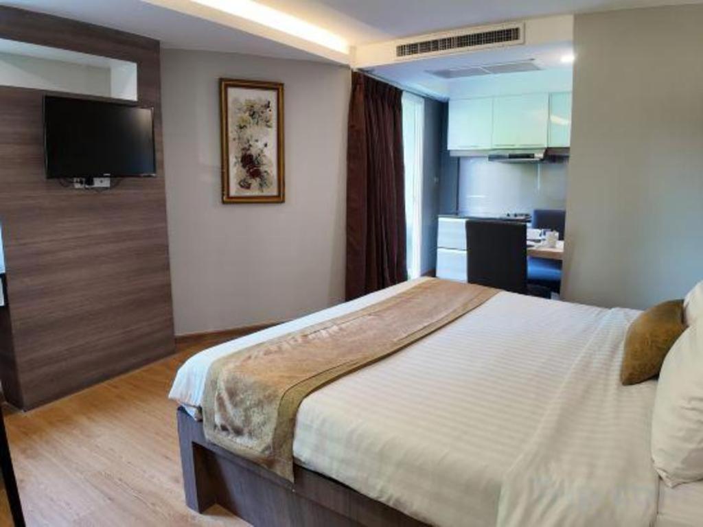 Icheck Residences Sukhumvit 20 Hotel