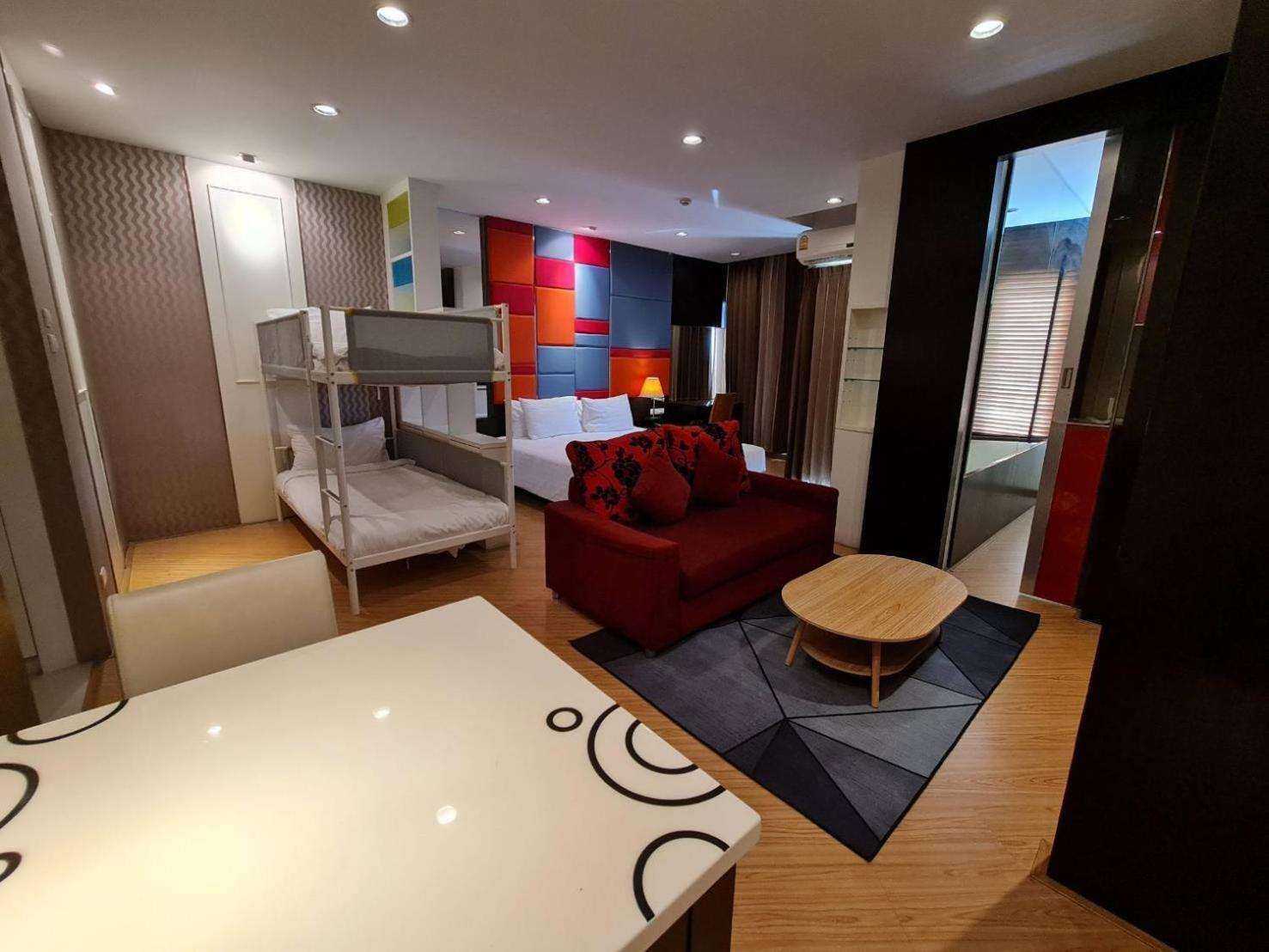 The Sunreno Aparthotel Bangkok