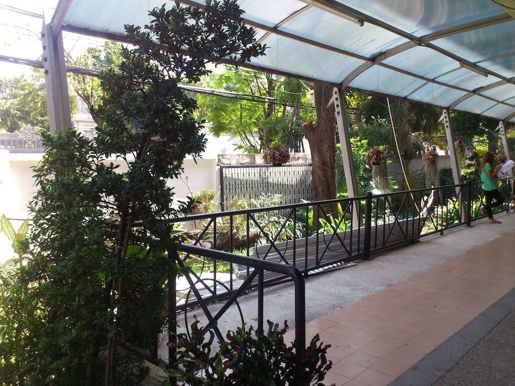 Coop Dopa Bangkok