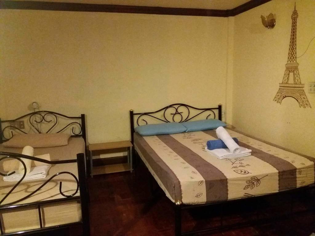 Mad Cow Hostel Bangkok