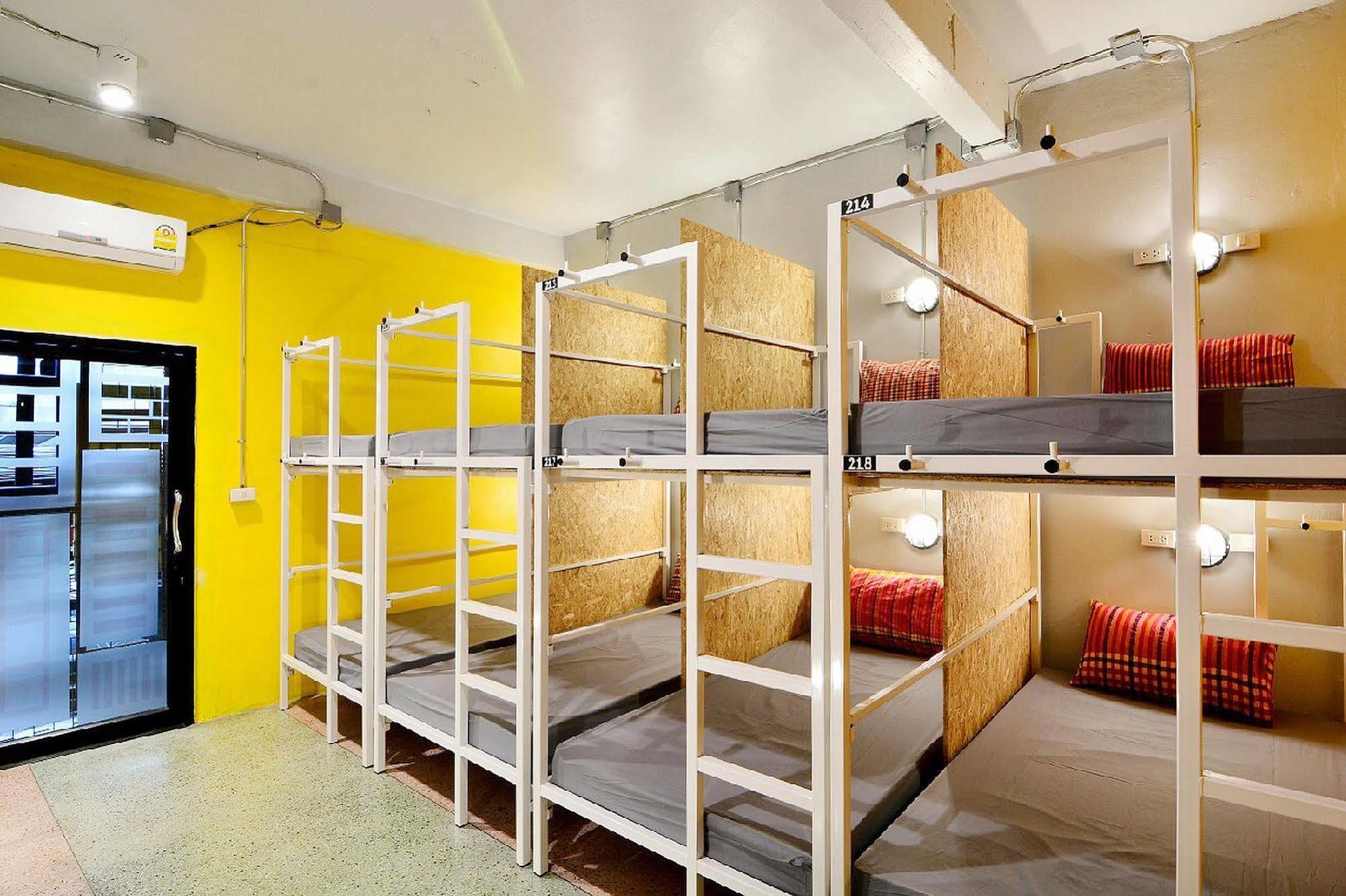 Hostel Adventure Bangkok