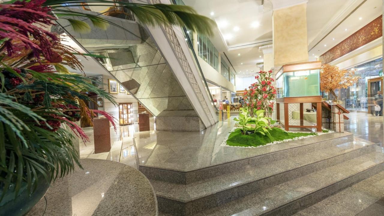 Hotel Ramada By Wyndham Chaophya Park Bangkok