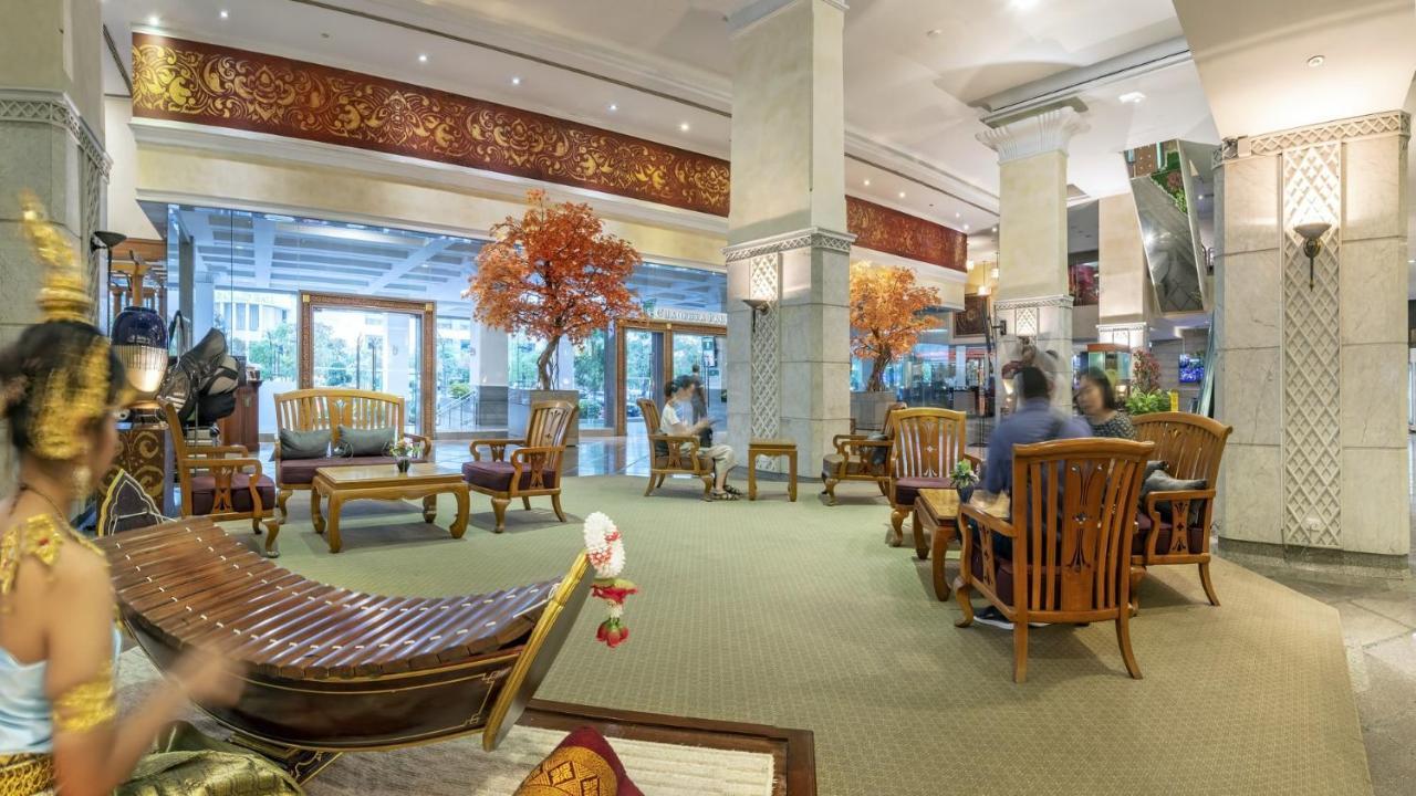 Hotel Ramada By Wyndham Chaophya Park