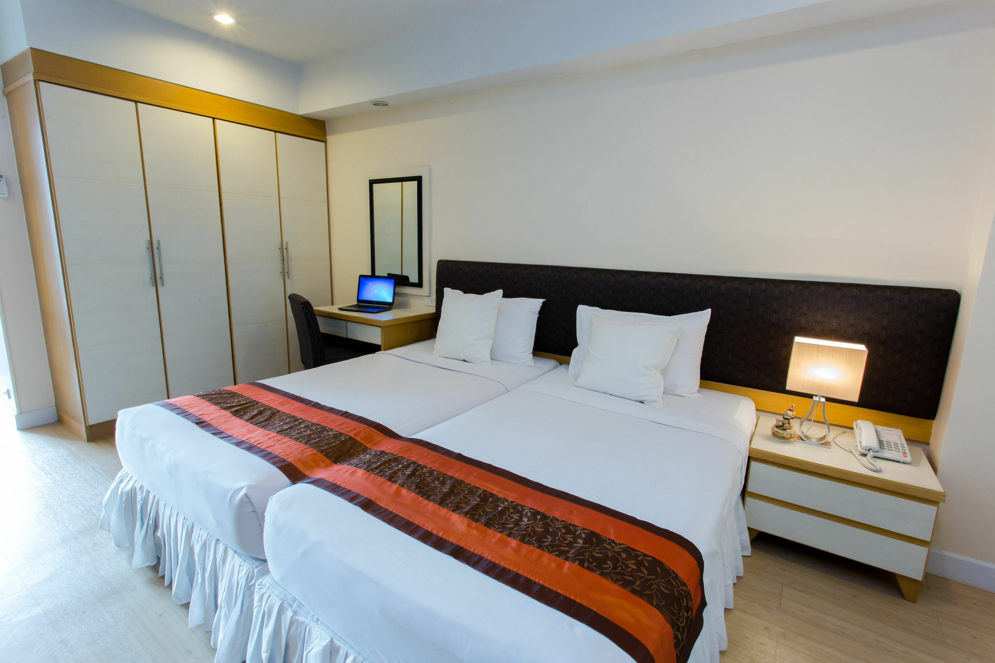 Sky Place Srinakarin 3* Bangkok