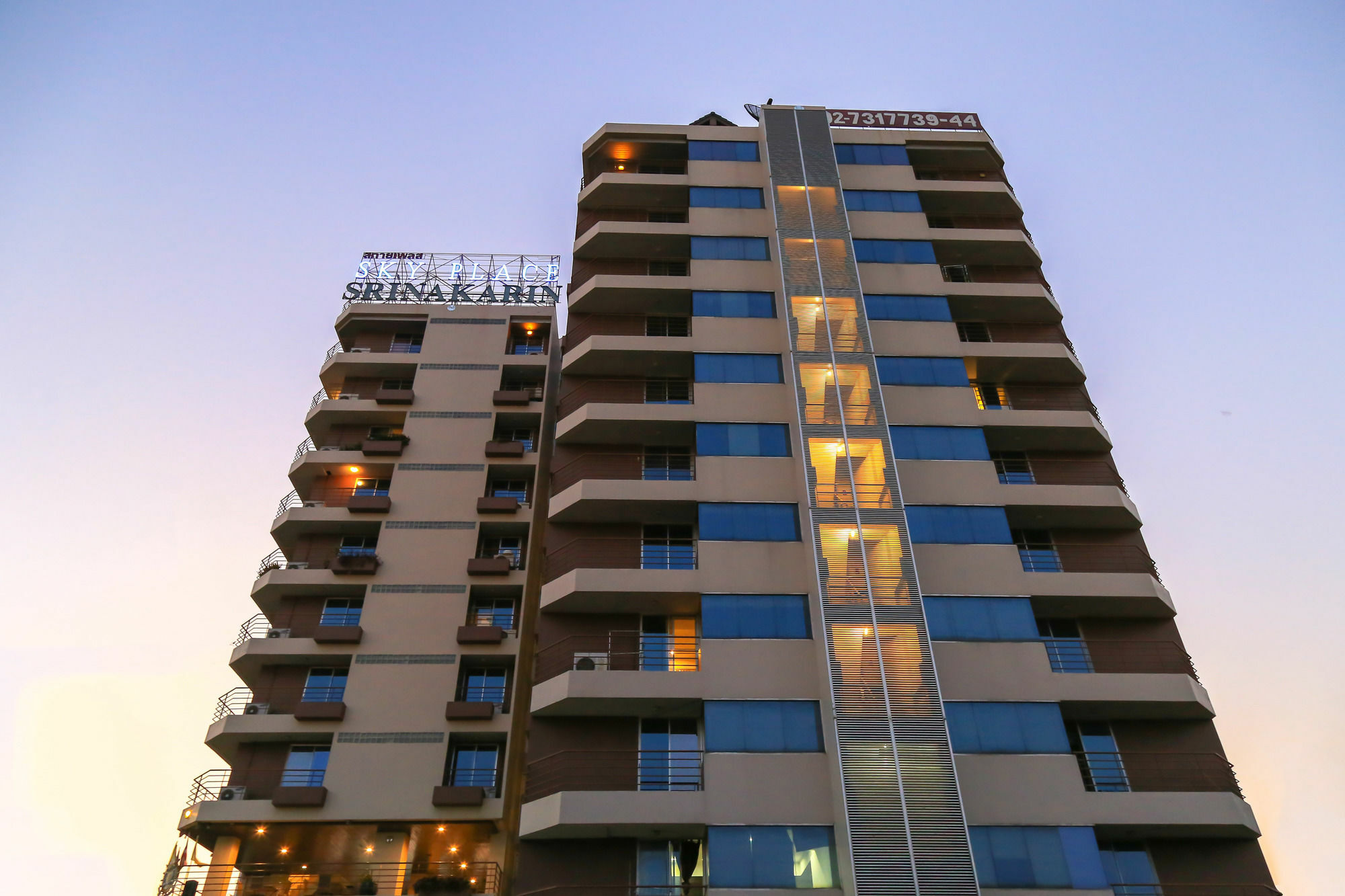 Sky Place Srinakarin Aparthotel Bangkok