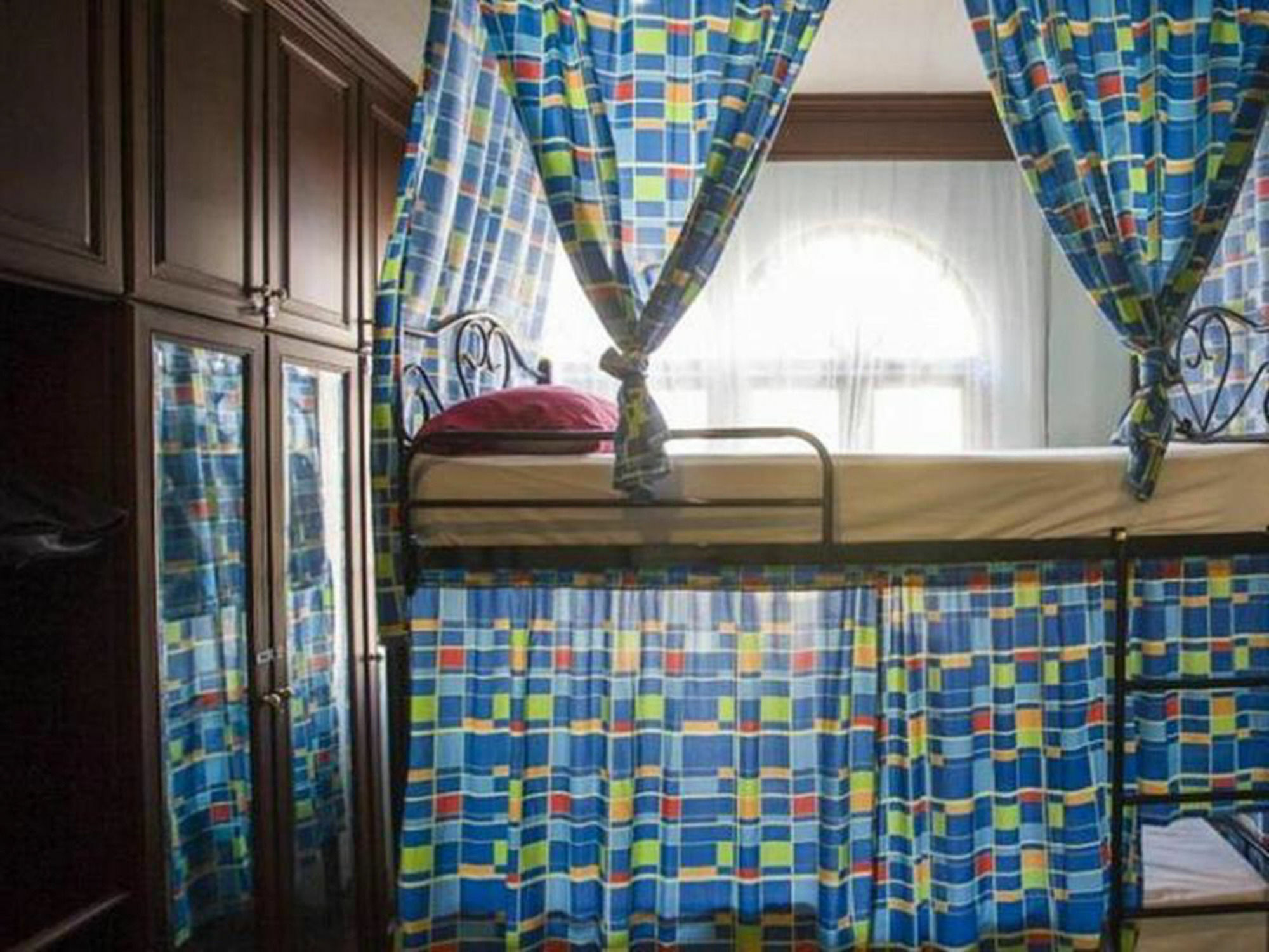 Hostel Mad Cow Bangkok