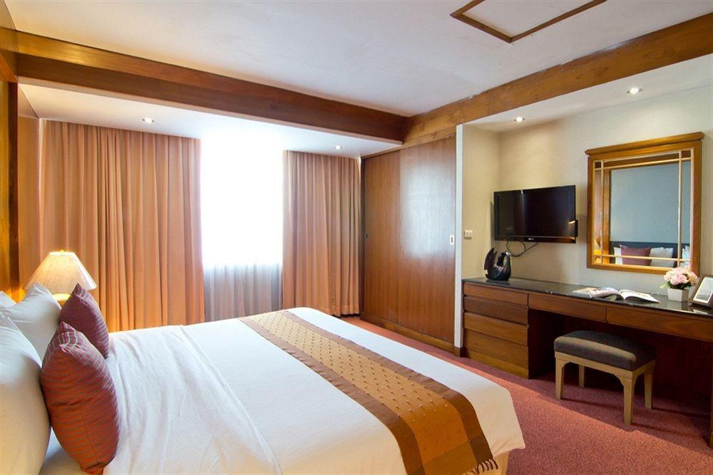 Hotel Manhattan 4*