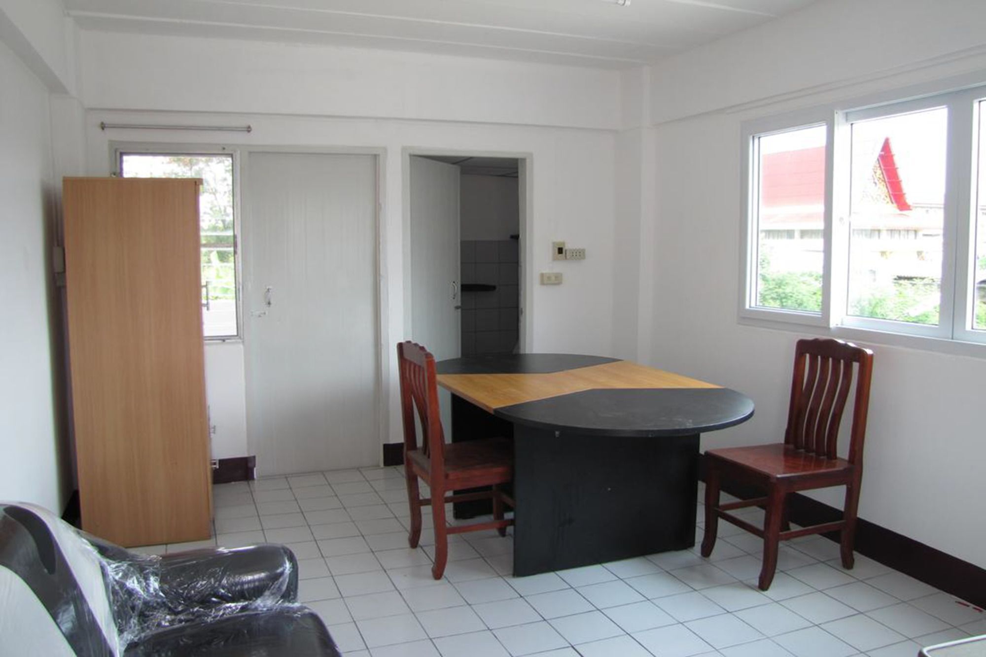 Wisma tamu Nr 2*