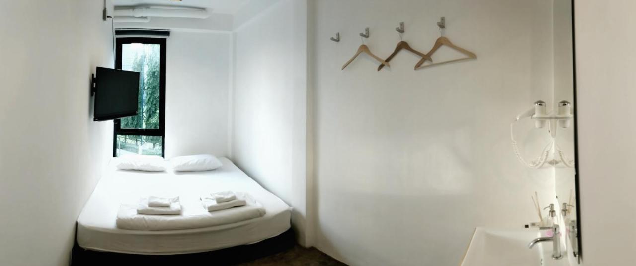 Holy Sheet Albergue