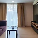 Ten Ekamai Suites By Aspira - Sha Certified