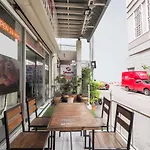 Oyo 75362 Swagath Home