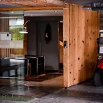 Q Suites 46