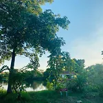 บ้านยูกเฮม ( Lake bangphli)