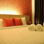 Pakdee Bed And Breakfast
