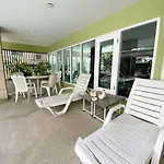 14 Place Sukhumvit Suites