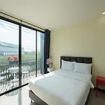 5 Chang Palace
