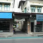 New Central Guesthouse
