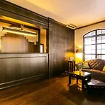Thea, Executive Suite Serviced Apartment In Ekamai