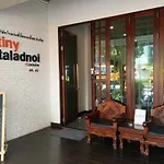 Tiny Taladnoi Hostel