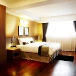 Poste 43 Residence