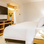 Fx Hotel Nana