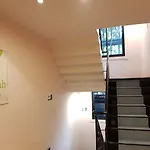 Studio Sukhumvit 18 By Icheck Inn