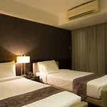 Lily Hotel Bangkok