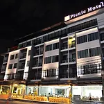 Picnic Hotel Bangkok - Rang Nam