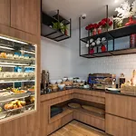 Maitria Hotel Rama 9 Bangkok - A Chatrium Collection