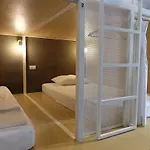 On The Bed Hostel