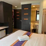 Orion Rooms Sukhumvit 11