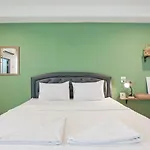 Cozzi By Grand Airport Resort