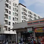 The Royalbee Aparthotel