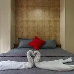 CheQinn Bed Sukhumvit 4 Nana Plaza