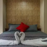 CheQinn Bed Sukhumvit 4 Nana Plaza