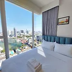 Japanese Town Ekamai Luxury Apartment Amazing View Pool