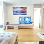 Japanese Town Ekamai Luxury Apartment Amazing View Pool