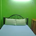 Khaosan Rainbow Hostel