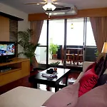 Siam Court