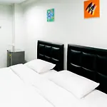 Suksomboon Residence