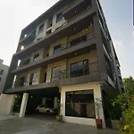 Rm303 Room 36