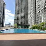 Cozy 1-Bedroom Condo Close To Mrt Near Jj Market
