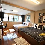 Punnawithi7 Home Near Bts Onnut Bangkok Free Wifi