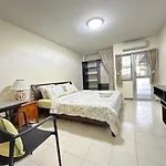 Arada Boutique Place