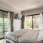 Lory\'S Home