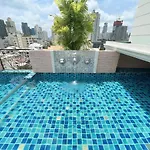 Aspira Hana Executive Apartment Thonglor