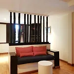 Studio Sukhumvit 18 By Icheck Inn