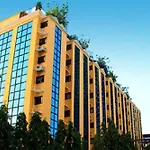 King Royal Garden Inn