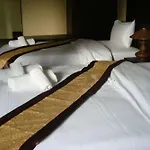 King Royal Garden Inn